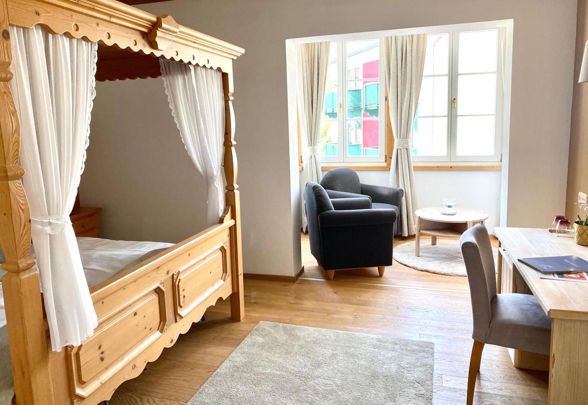 Boutiquehotel Hubertushof Bad Ischl Room photo