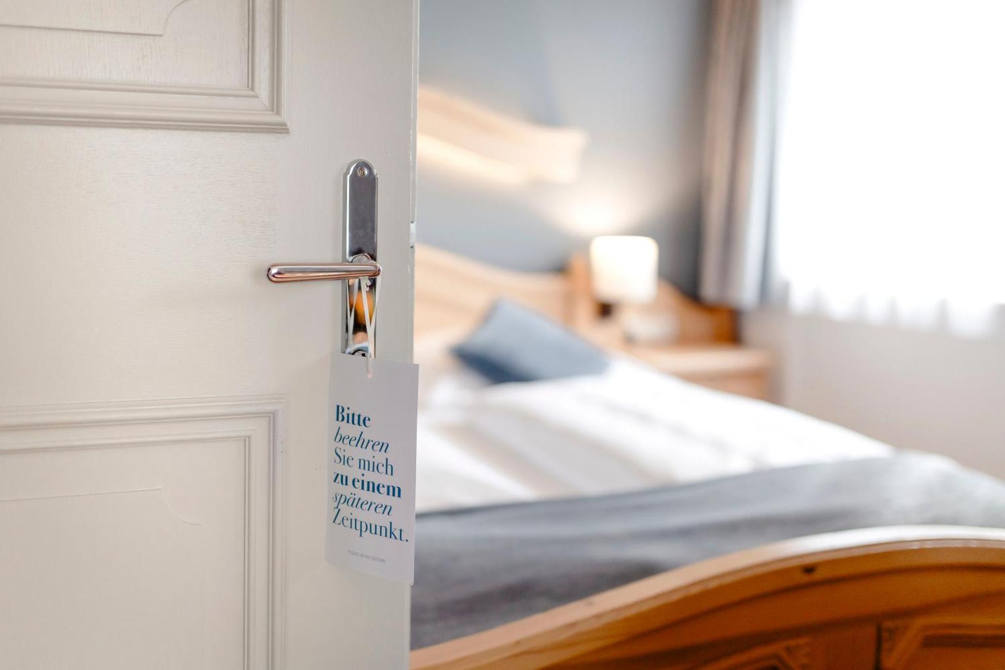 Boutiquehotel Hubertushof Bad Ischl Room photo